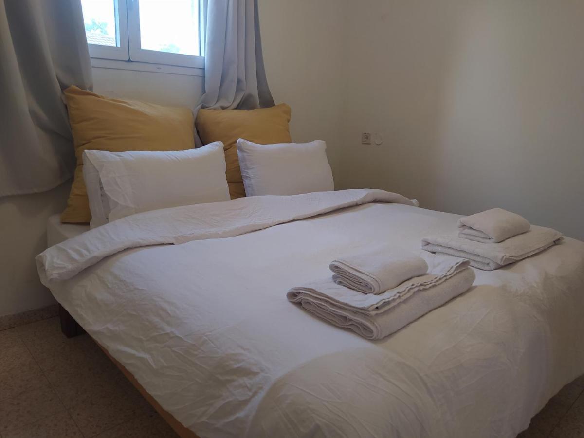 Ferienwohnung אצלנו בקיבוץ Amir Exterior foto